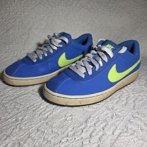 Nike Kids Blue and Green Sneakers